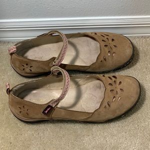 Jambu Brooks Mary Jane Sandals